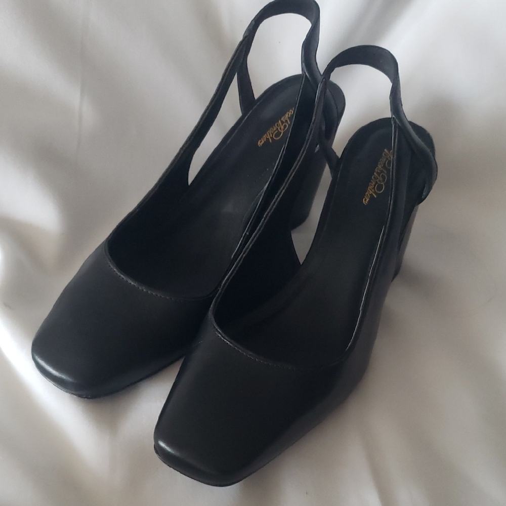 Brooks Brothers Classic Black Slingback Heels